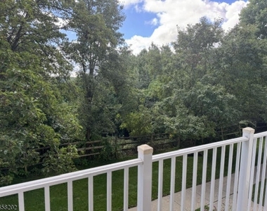 96 Crestview Lane - Photo Thumbnail 13