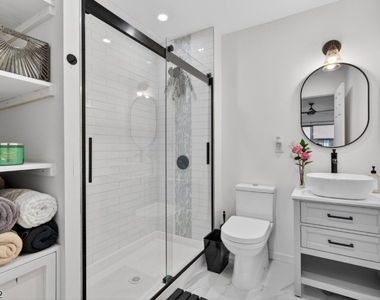66 Kingsberry Dr - Photo Thumbnail 6