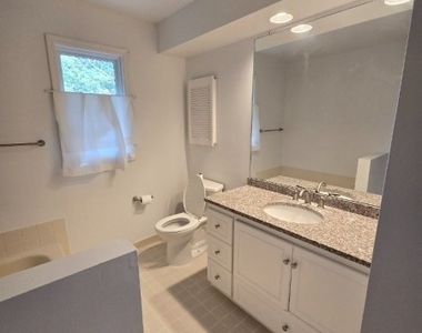 45 Augusta Drive - Photo Thumbnail 14