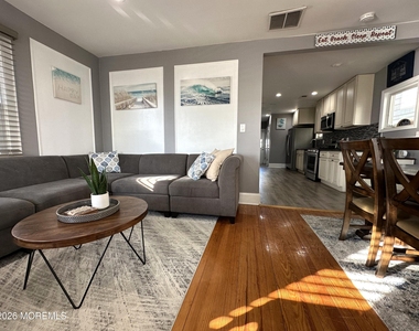 208 15th Avenue - Photo Thumbnail 11