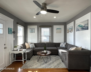 208 15th Avenue - Photo Thumbnail 6