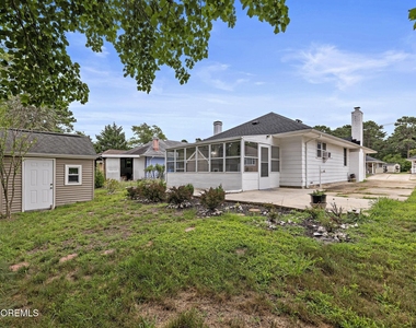 2264 Hovsons Boulevard - Photo Thumbnail 27