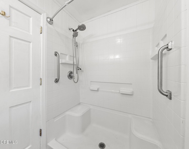 2264 Hovsons Boulevard - Photo Thumbnail 17