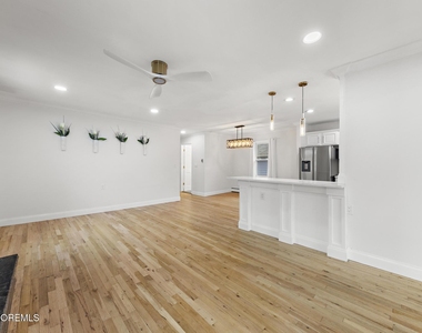 2264 Hovsons Boulevard - Photo Thumbnail 12