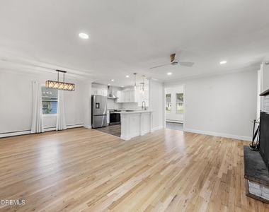2264 Hovsons Boulevard - Photo Thumbnail 10