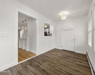 2264 Hovsons Boulevard - Photo Thumbnail 20