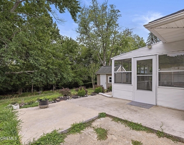 2264 Hovsons Boulevard - Photo Thumbnail 24