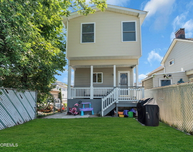 253 1st Street - Photo Thumbnail 30