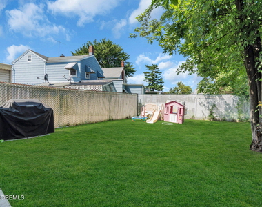 253 1st Street - Photo Thumbnail 27
