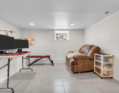 253 1st Street - Photo Thumbnail 15