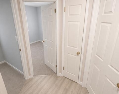 129 Dittmar Drive - Photo Thumbnail 6