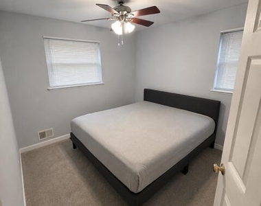 129 Dittmar Drive - Photo Thumbnail 3