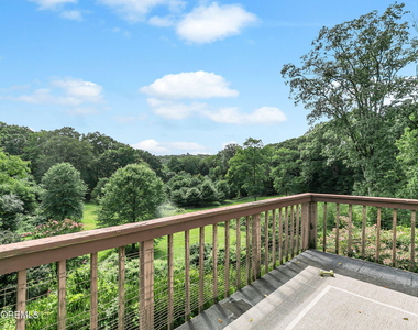 16 Browns Lane - Photo Thumbnail 22