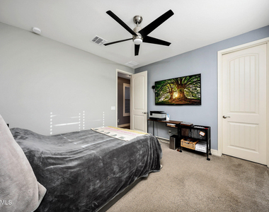 13532 W Sierra Vista Drive - Photo Thumbnail 43