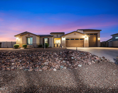 13532 W Sierra Vista Drive - Photo Thumbnail 1