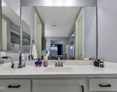 13532 W Sierra Vista Drive - Photo Thumbnail 51