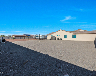 13532 W Sierra Vista Drive - Photo Thumbnail 80