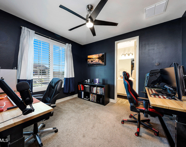 13532 W Sierra Vista Drive - Photo Thumbnail 39