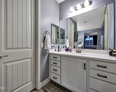 13532 W Sierra Vista Drive - Photo Thumbnail 52