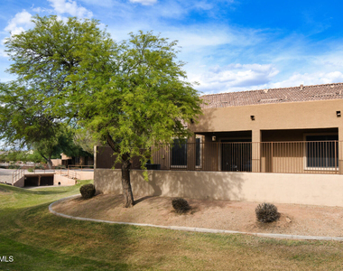 2565 S Signal Butte Road - Photo Thumbnail 38
