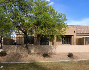 2565 S Signal Butte Road - Photo Thumbnail 36