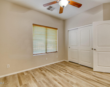 2565 S Signal Butte Road - Photo Thumbnail 18