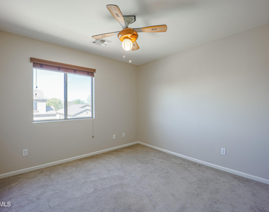 10938 W Meadowbrook Avenue - Photo Thumbnail 24