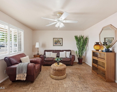 7014 E Belleview Street - Photo Thumbnail 4