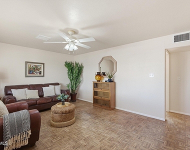 7014 E Belleview Street - Photo Thumbnail 5