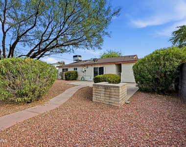 7014 E Belleview Street - Photo Thumbnail 25