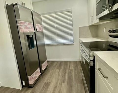 21741 Cypress Drive - Photo Thumbnail 6
