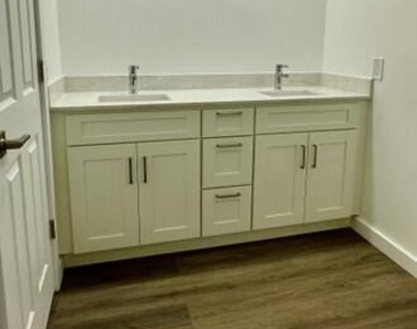 21741 Cypress Drive - Photo Thumbnail 9