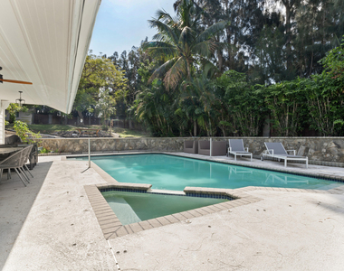50 Nw 5th Avenue - Photo Thumbnail 12