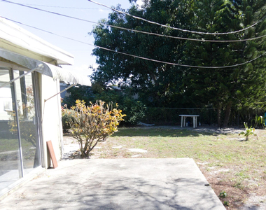 5308 Marcia Place - Photo Thumbnail 8