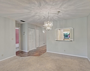 2910 Sw 22nd Circle - Photo Thumbnail 4