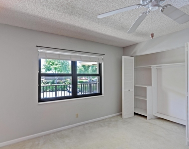 2910 Sw 22nd Circle - Photo Thumbnail 20