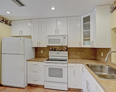 2910 Sw 22nd Circle - Photo Thumbnail 15