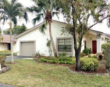 8963 Old Pine Way - Photo Thumbnail 19