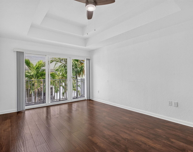 2725 Ne 8th Avenue - Photo Thumbnail 42