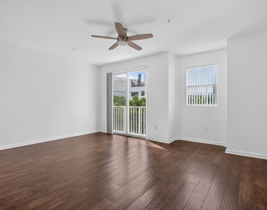 2725 Ne 8th Avenue - Photo Thumbnail 20