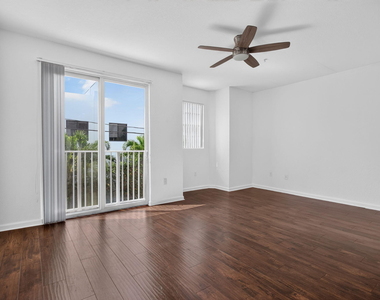 2725 Ne 8th Avenue - Photo Thumbnail 23