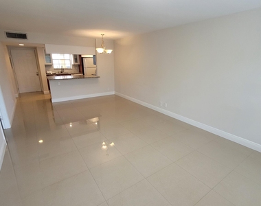 6283 La Costa Drive - Photo Thumbnail 7