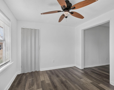 311 N Federal - Photo Thumbnail 9