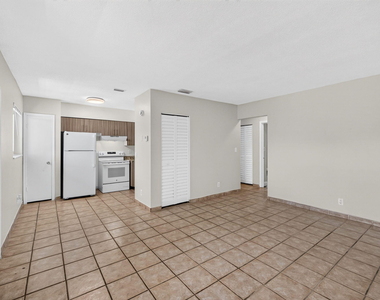 1007 W Prospect - Photo Thumbnail 1