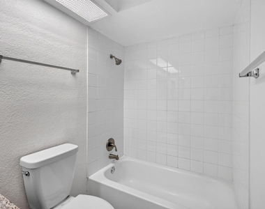 1007 W Prospect - Photo Thumbnail 22
