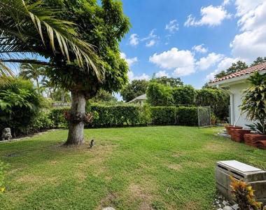 10873 Magnolia Street - Photo Thumbnail 1