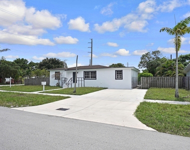 500 Nw 120th Street - Photo Thumbnail 2