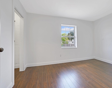 500 Nw 120th Street - Photo Thumbnail 11