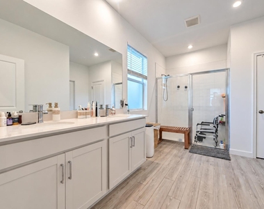14252 Murney Way - Photo Thumbnail 25