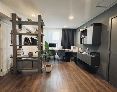 301 Palmetto Street - Photo Thumbnail 11